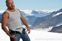muscle bear photos, Zurich Switzerland, BearPhotographer.com