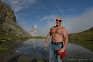 Sessão fotográfica de urso muscular de Zermatt, Matterhorn, Gornergrat, Aletsch glacer